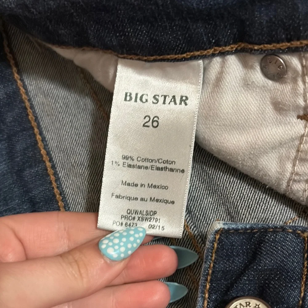 Big Star Blue Jean Shorts Distressed Frayed Hem - Picture 4 of 4